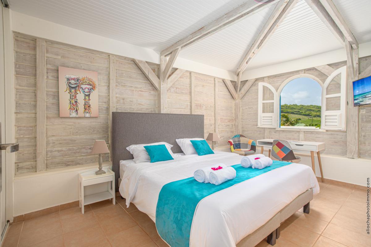 14 Location-villa-Martinique_ chambre 1 2